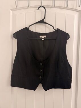 H&M Black Button-Front Women's Vest